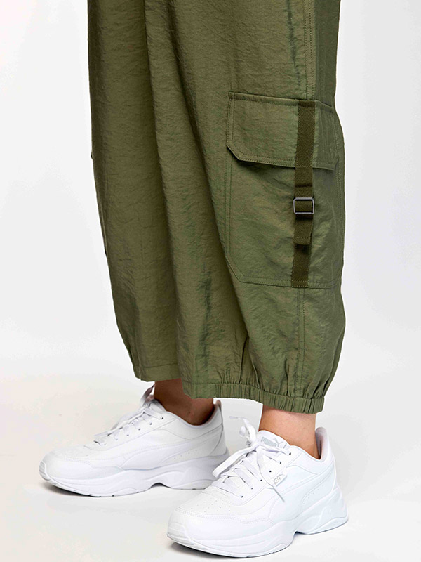 GLILLI - Plus Size Broek fra Gozzip