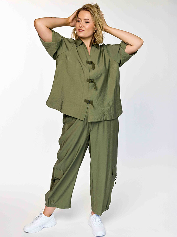 GLILLI - Plus Size Broek fra Gozzip