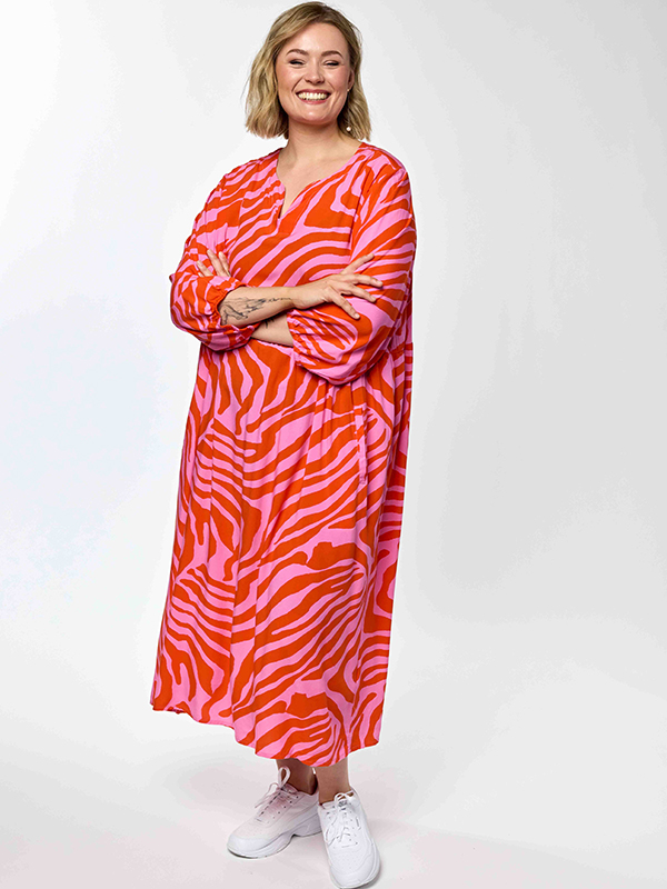 GLEA - Plus Size Jurk fra Gozzip