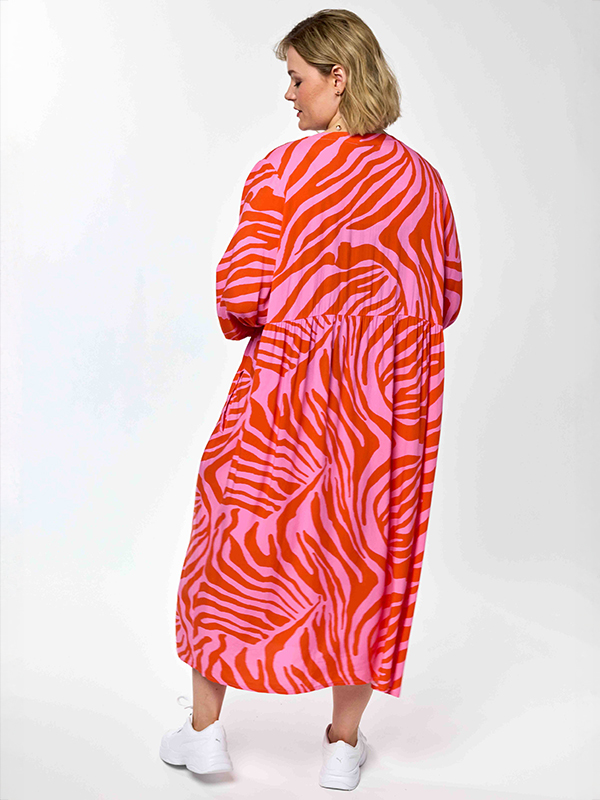 GLEA - Plus Size Jurk fra Gozzip