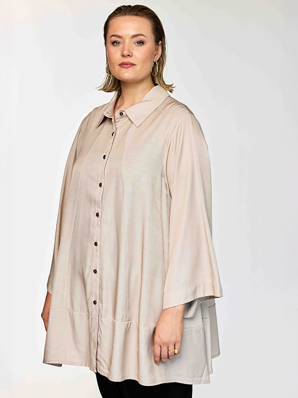GRUNA - Plus Size Overhemd fra Gozzip Black