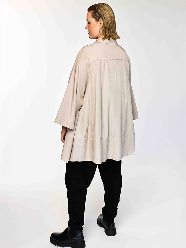 GRUNA - Plus Size Overhemd fra Gozzip Black