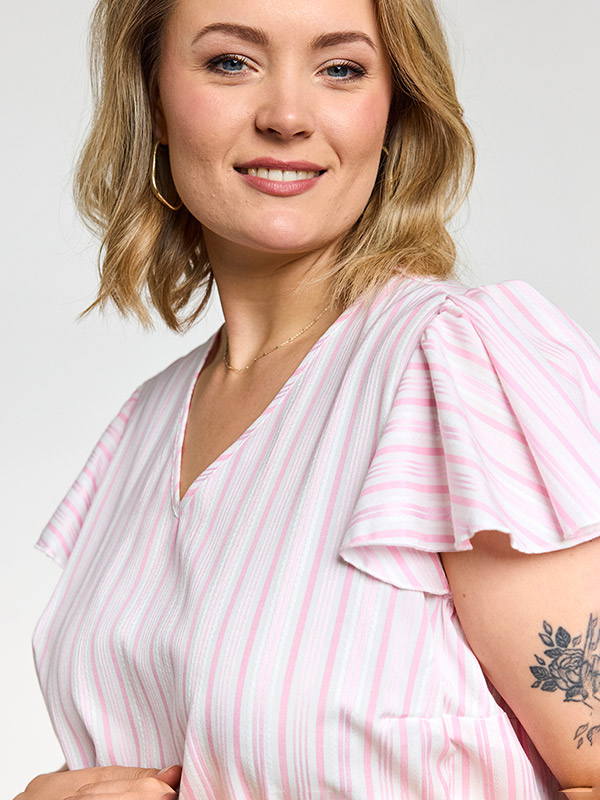 GKETTI - Plus Size Blouse fra Gozzip