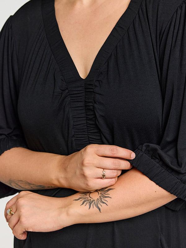 GKEIRA - Plus Size Jurk fra Gozzip