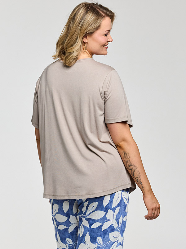 GBIRKA - Plus Size T-shirt fra Gozzip