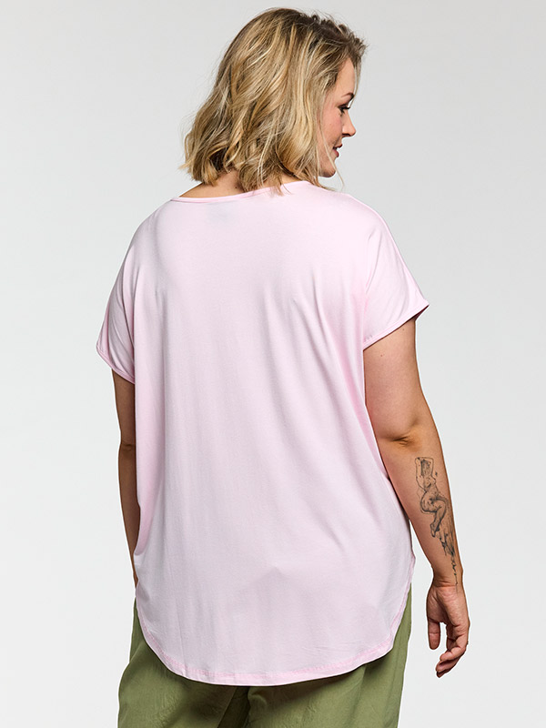 GGITTE - Plus Size T-shirt fra Gozzip