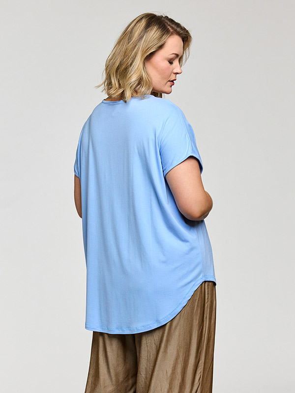 GGITTE - Plus Size T-shirt fra Gozzip