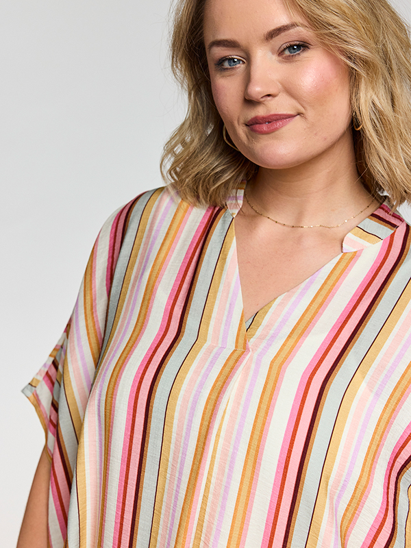 GJORDAN - Plus Size Tunic fra Gozzip