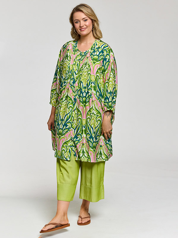 GJOHANNE - Plus Size Tunic fra Gozzip