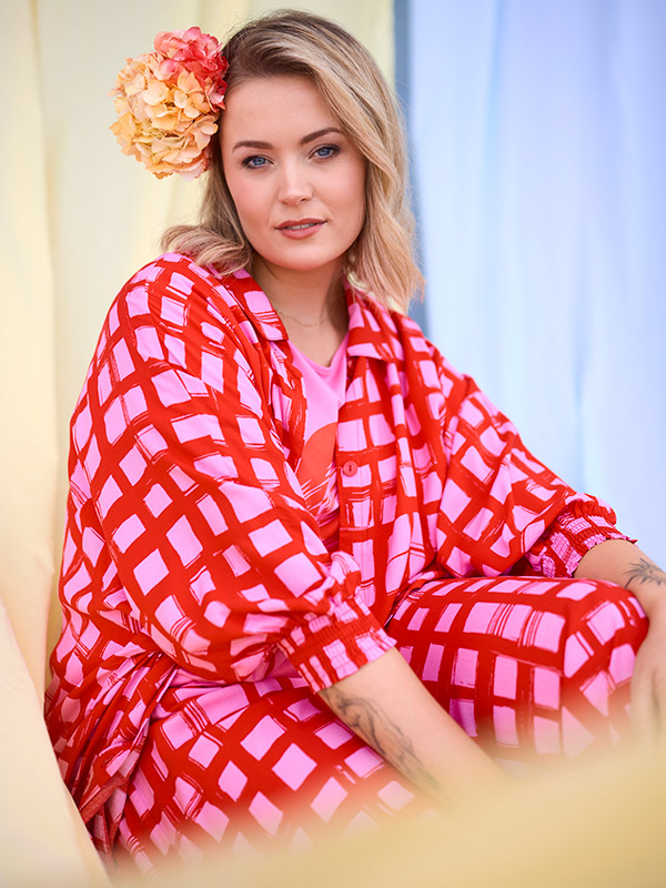 GGERDA - Plus Size Tunic fra Gozzip