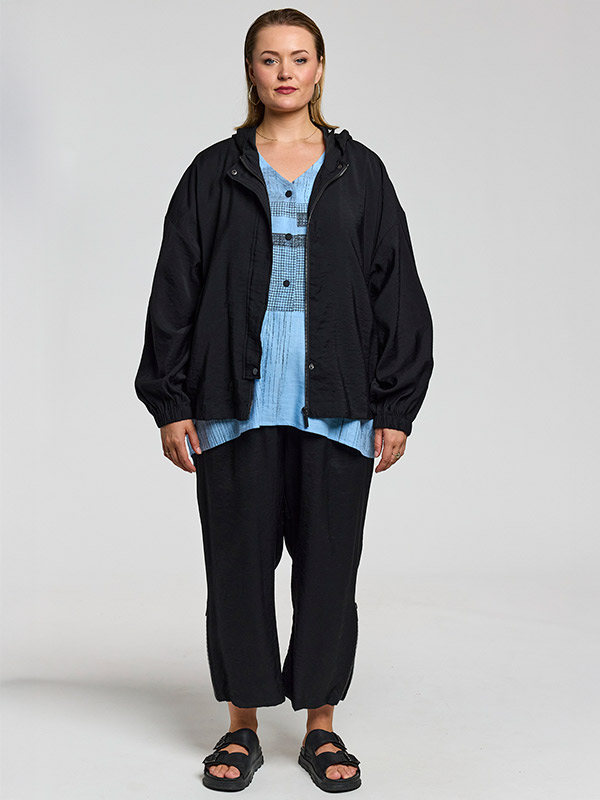 GHEIDI - Plus Size Jas fra Gozzip Black