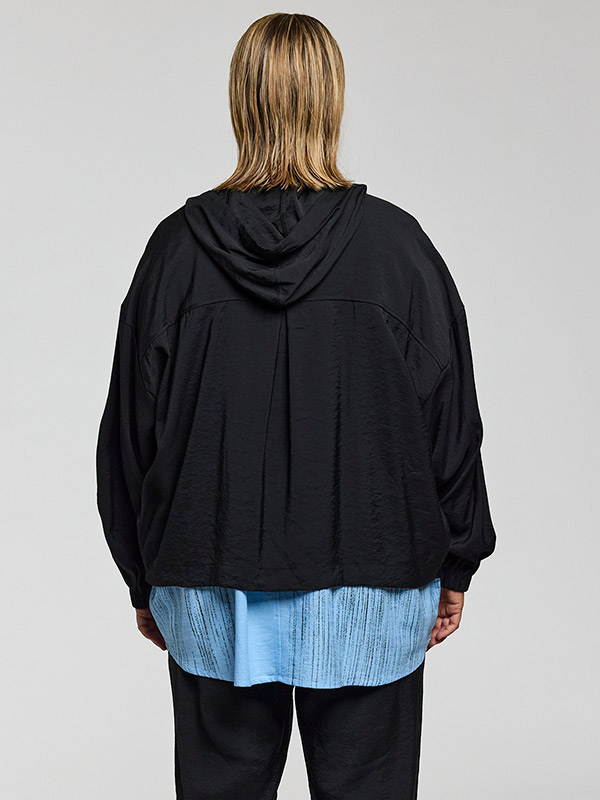 GHEIDI - Plus Size Jas fra Gozzip Black