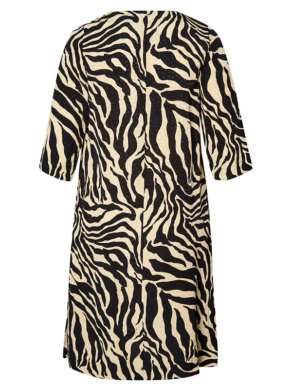 SARONA - Plus Size Jurk fra Pont Neuf