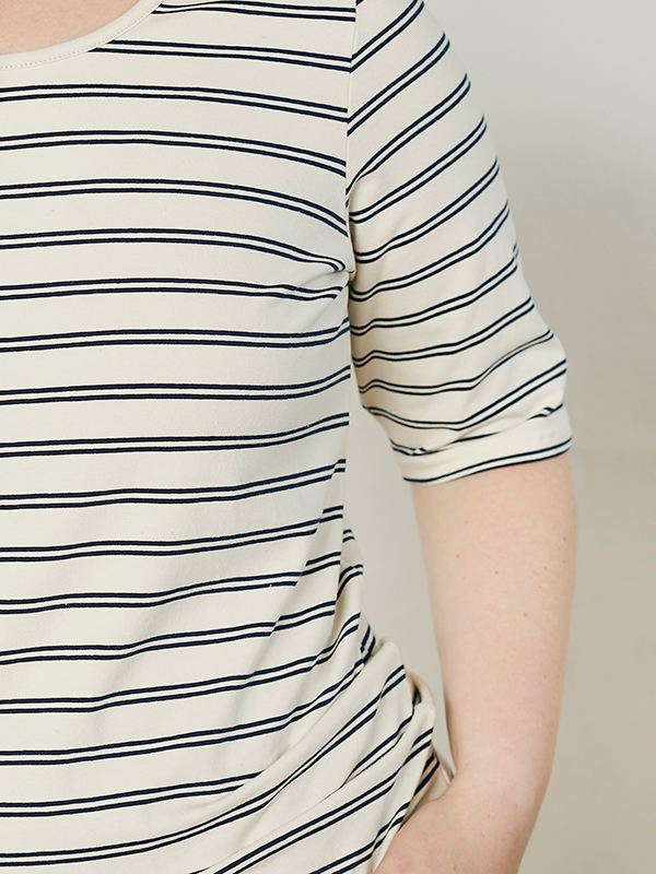 TULLA - Plus Size T-shirt fra Pont Neuf