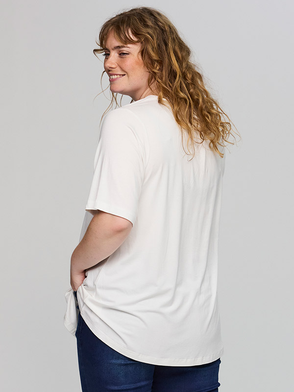 SLYKKE - Plus Size T-shirt fra Studio