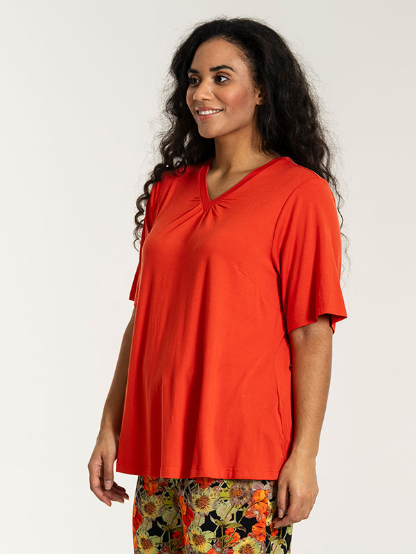 LYKKE - Plus Size T-shirt fra Studio