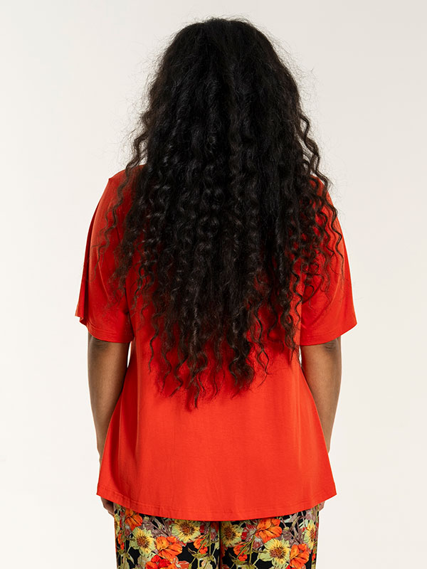 LYKKE - Plus Size T-shirt fra Studio