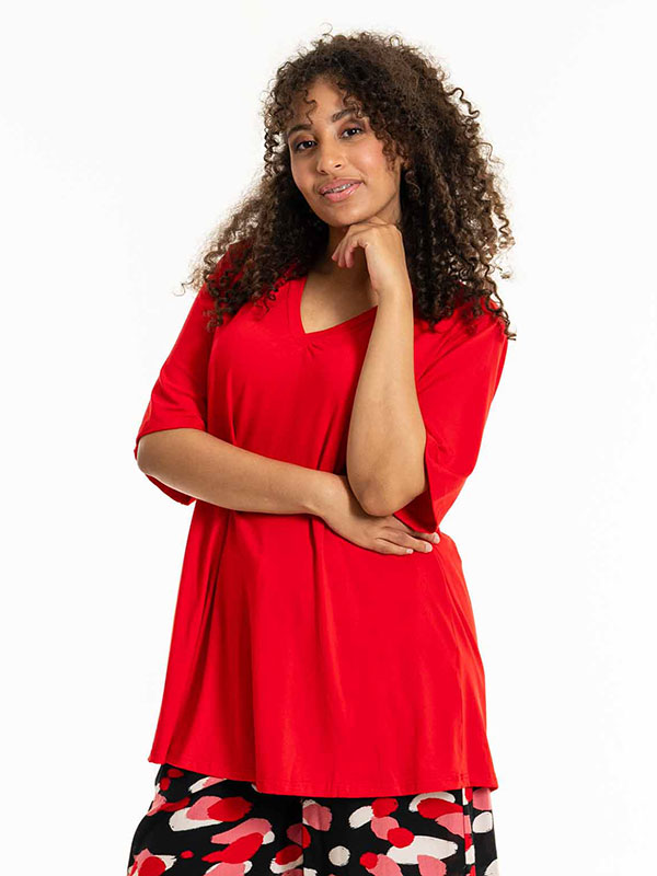 LYKKE - Plus Size T-shirt fra Studio