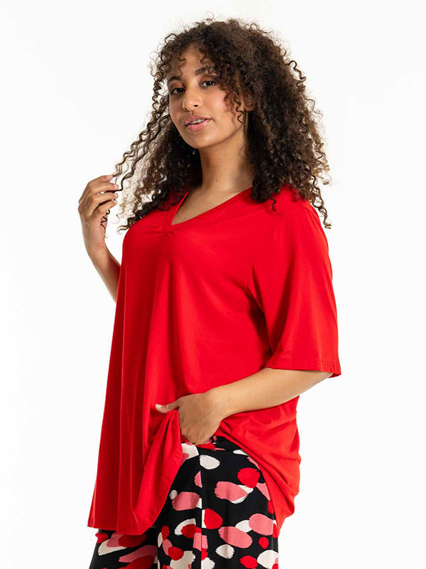 LYKKE - Plus Size T-shirt fra Studio