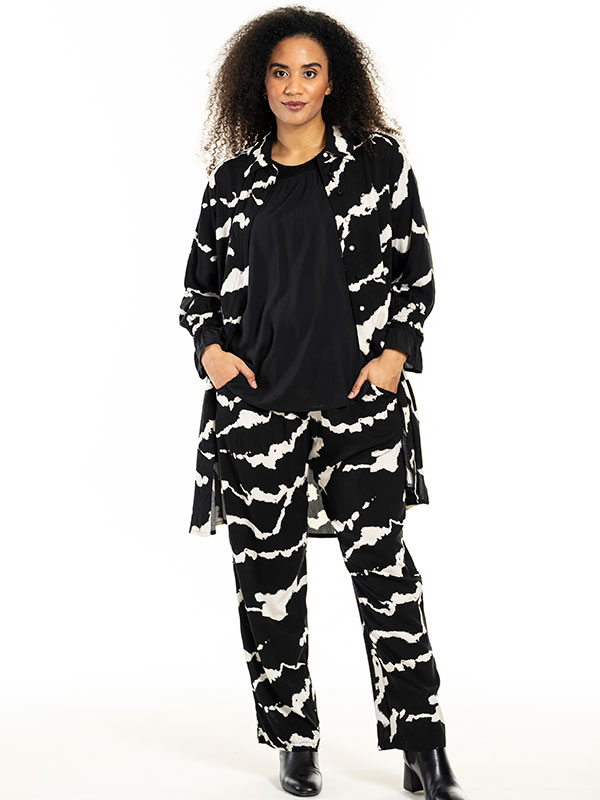 EMILIE - Plus Size Overhemd fra Studio