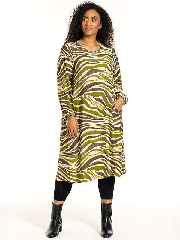 ILY - Plus Size Jurk fra Studio