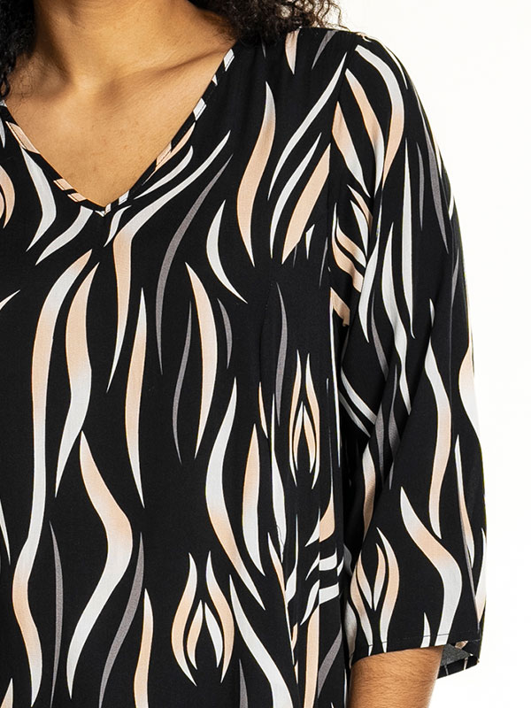 BIRGITTE - Plus Size Jurk fra Studio