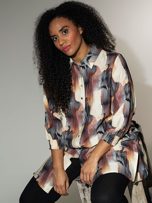 EMILIE - Plus Size Overhemd fra Studio