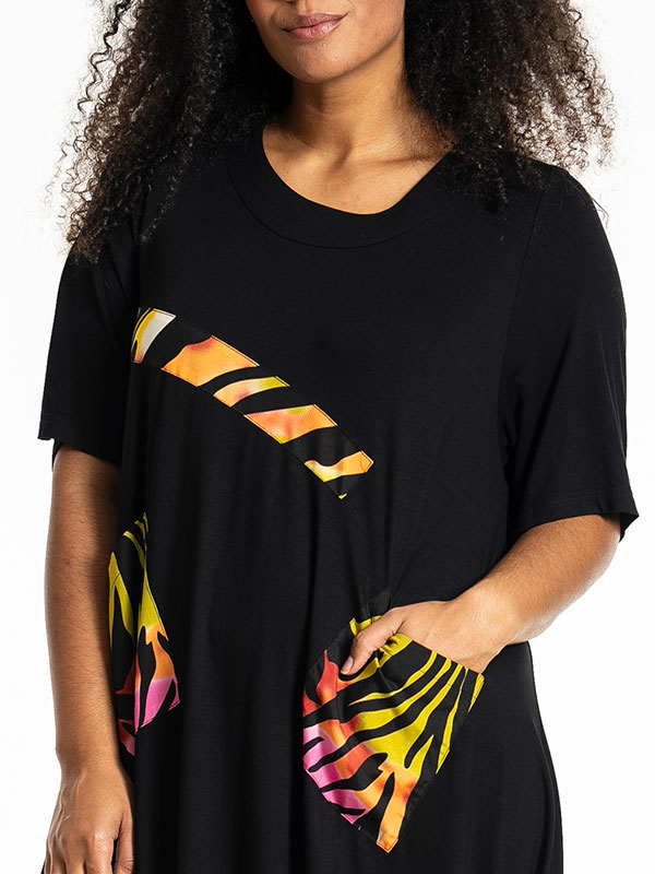 JOY - Plus Size Jurk fra Studio