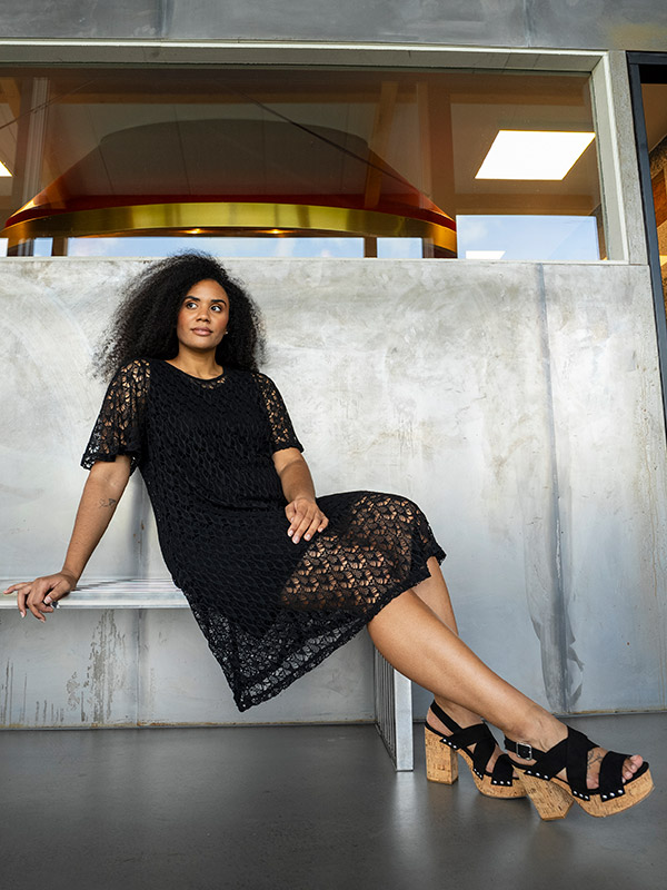PERNILLE - Plus Size Jurk fra Studio