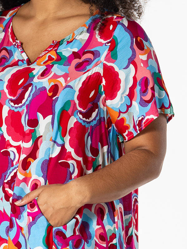 BIRGITTE - Plus Size Jurk fra Studio
