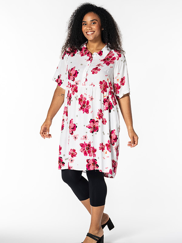 LISE - Plus Size Jurk fra Studio