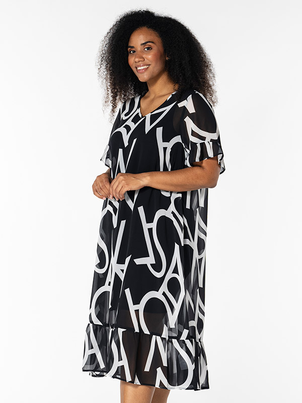KARIN - Plus Size Jurk fra Studio
