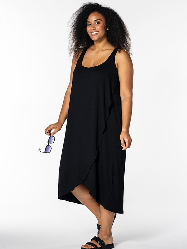 KONNý - Plus Size Jurk fra Studio