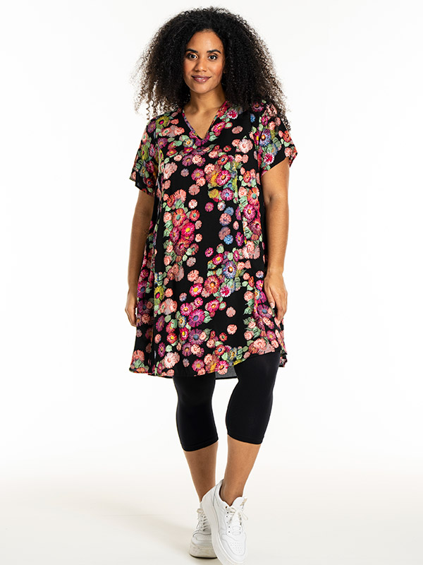 BIRGITTE - Plus Size Jurk fra Studio