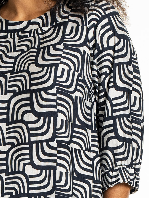 LONETTA - Plus Size Jurk fra Studio