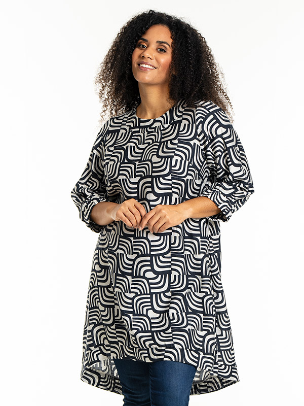 LONETTA - Plus Size Jurk fra Studio
