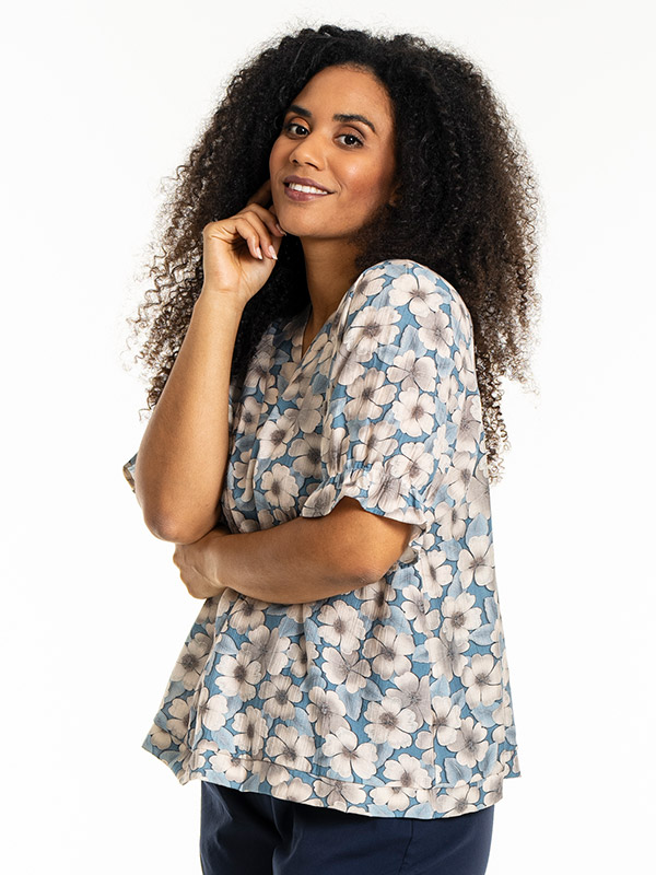 DASIE - Plus Size Blouse fra Studio