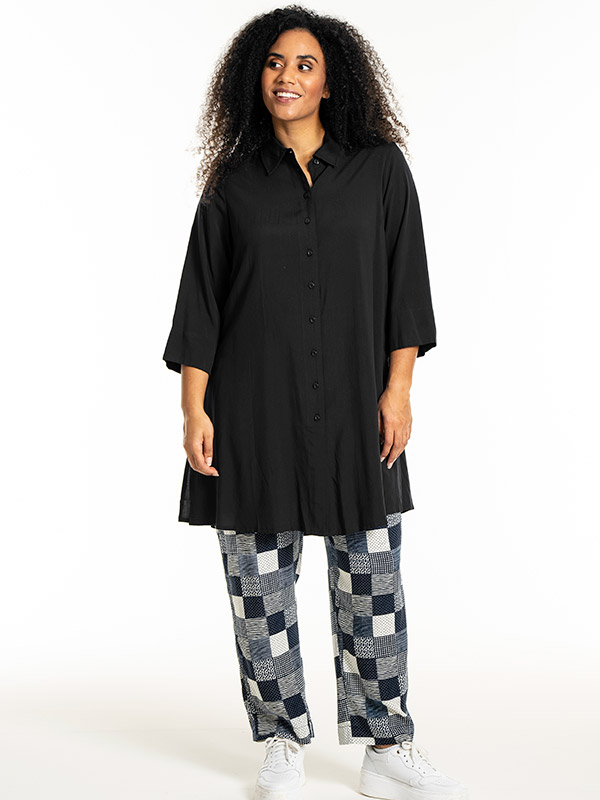 EMILIE - Plus Size Overhemd fra Studio