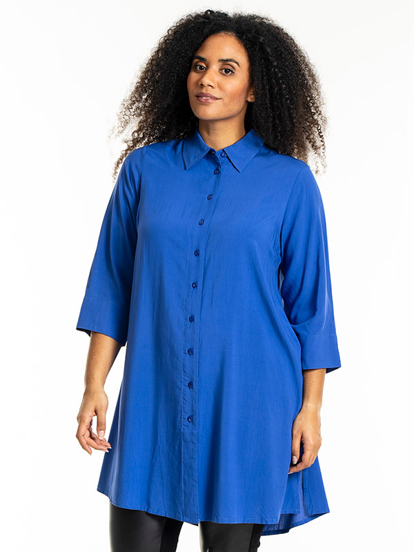 EMILIE - Plus Size Overhemd fra Studio