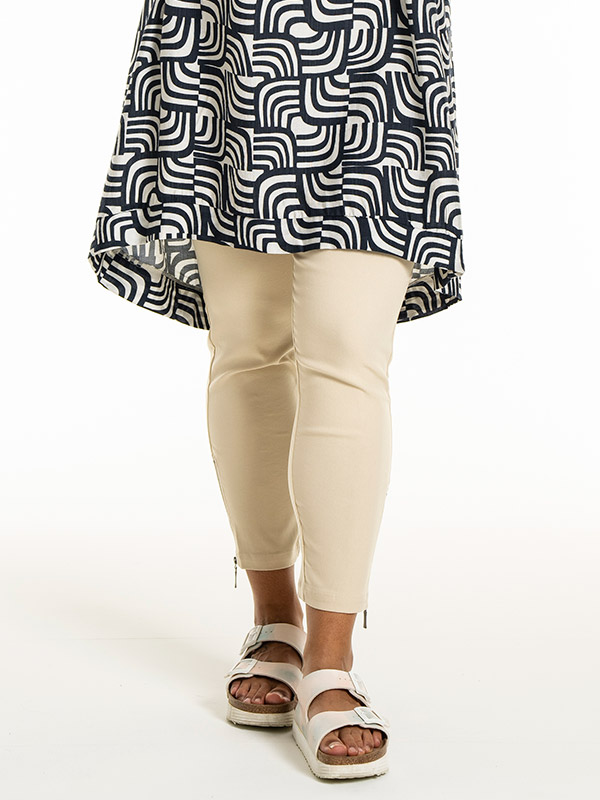 LENA - Plus Size Broek fra Studio