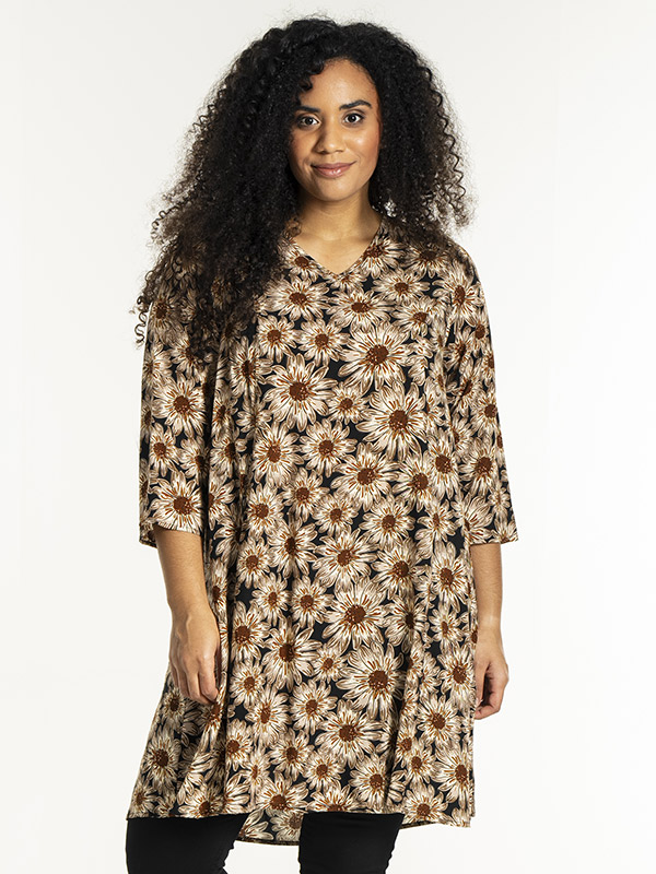 BIRGITTE - Plus Size Jurk fra Studio