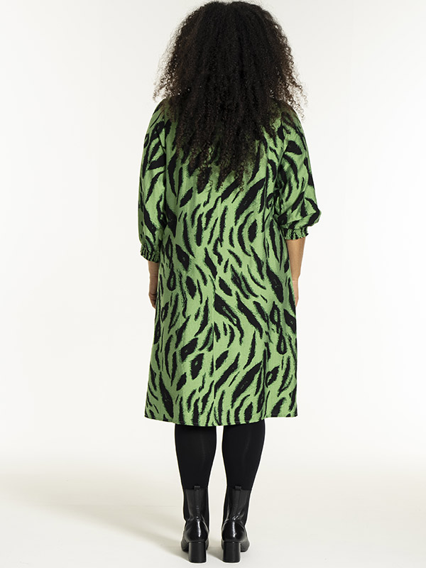 GUNNEL - Plus Size Jurk fra Studio