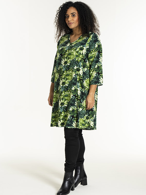 BIRGITTE - Plus Size Jurk fra Studio