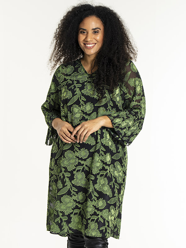 NATHALIE - Plus Size Jurk fra Studio