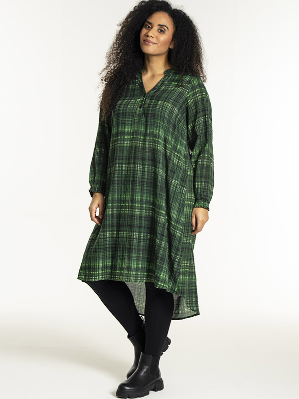 NOELIA - Plus Size Jurk fra Studio