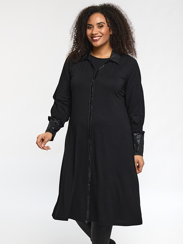 SALBERTE - Plus Size Jurk fra Studio