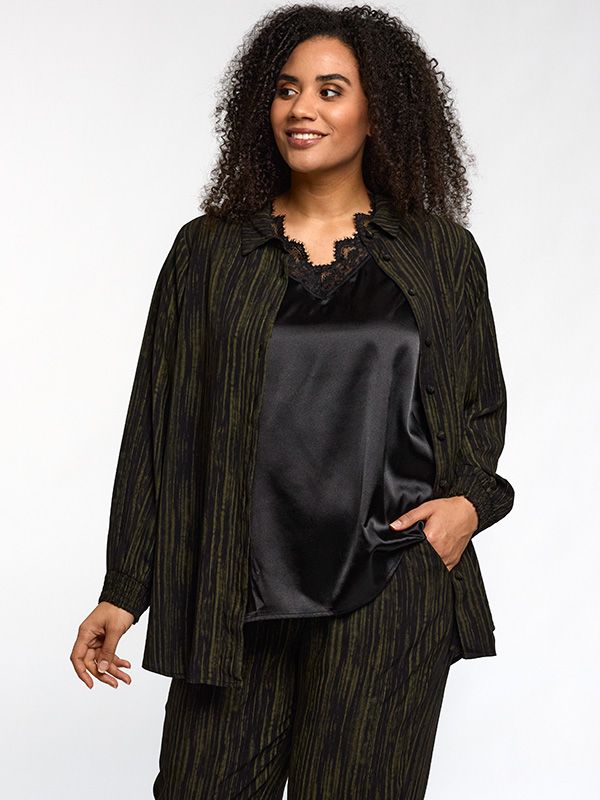 SBITTA - Plus Size Overhemd fra Studio