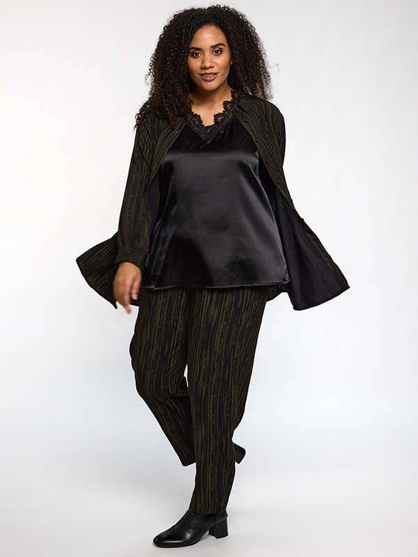 SBITTA - Plus Size Overhemd fra Studio