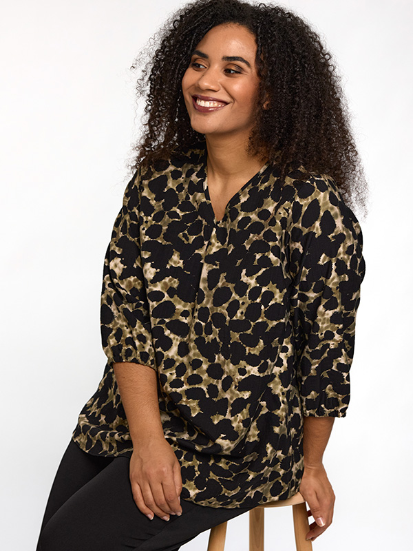 SEMMY - Plus Size Blouse fra Studio