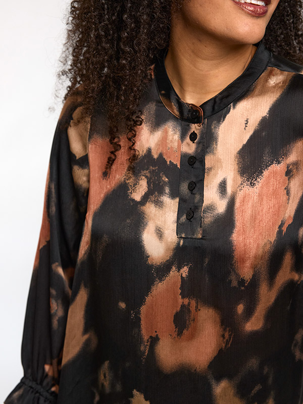 SCECILIE - Plus Size Jurk fra Studio